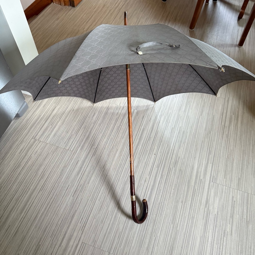 Vintage Gucci Umbrella EUC - Picture 3 of 8